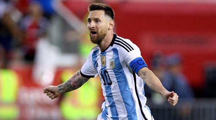 Lionel Messi #10 of Argentina  (Photo by Elsa/Getty Images)