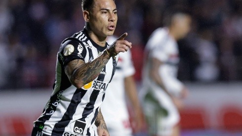 Edu Vargas logró hacer de las suyas en el Atlético Mineiro y volvió a anotar en el Brasileirao con el cuadro galo