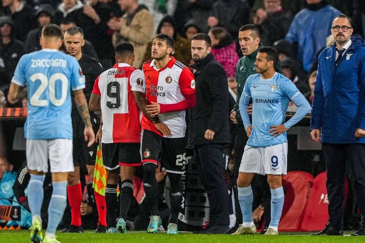 Una sola intervención le bastó a Santi Giménez para salvar al Feyenoord y clasificarlo a la próxima instancia de la UEFA Europa League. Créditos: IMAGO