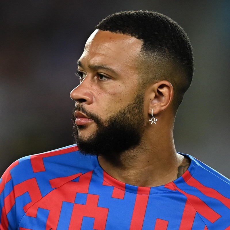 Depay rebate imprensa espanhola e reage a polêmica sobre momento no Barcelona