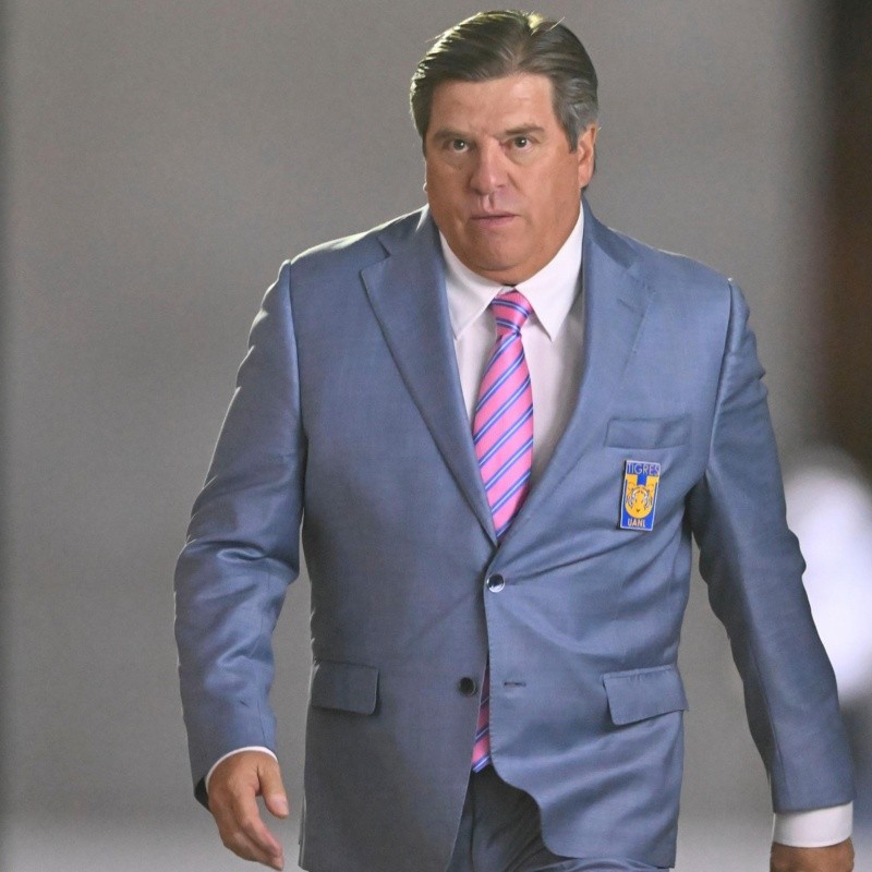 Tigres le da las gracias a Miguel Herrera antes del Clausura 2023