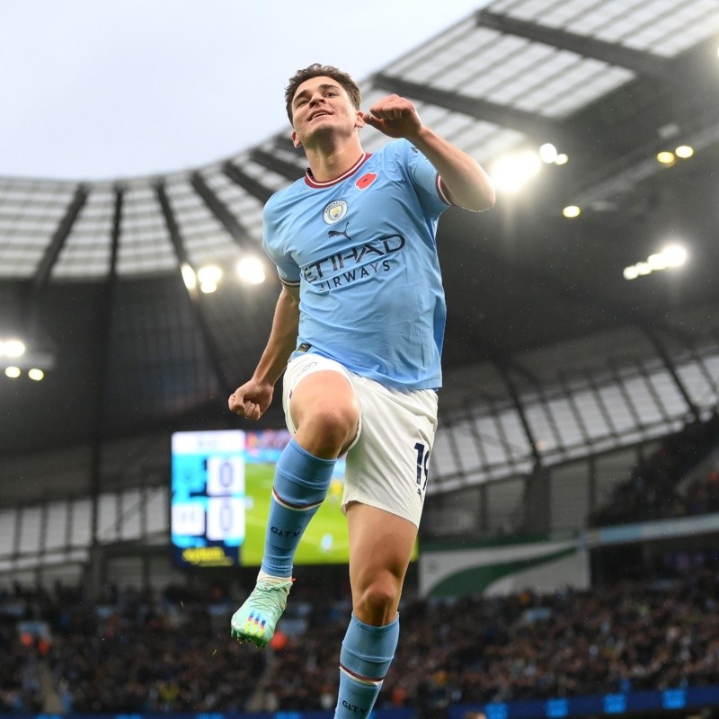 Manchester City borró a Chelsea de la Copa de la Liga con gol de Julián Álvarez