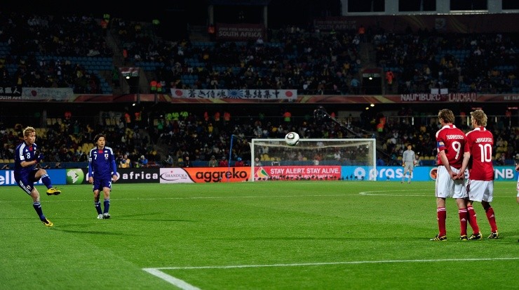 Photo by Stuart Franklin/Getty Images - Seleção Dinamarquesa na derrota para o Japão