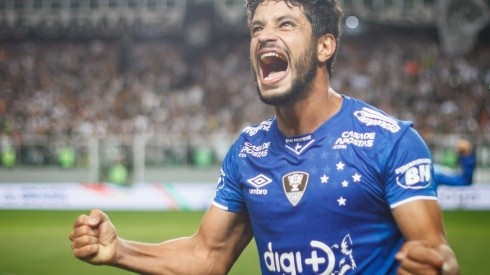 Foto: Vinnicius Silva/Cruzeiro - Léo teve a companhia de Cacá em um dos períodos mais complicados da história do Cruzeiro