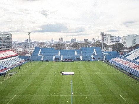 Nacional se reunió con un DT campeón de Copa Libertadores en Montevideo