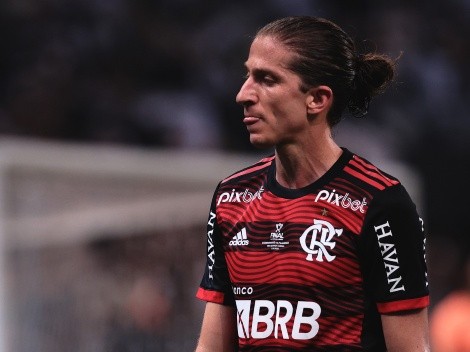 "Sem falar"; Filipe Luís revela 'mágoa' com saída de estrela do Flamengo