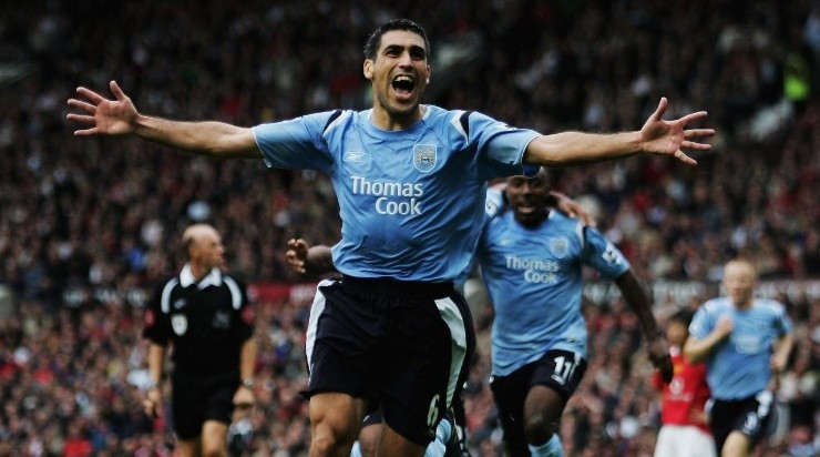 Claudio Reyna of Manchester City celebrates during the Barclays Premiership match between Manchester United v Manchester City at Old Trafford  (Photo by Shaun Botterill/Getty Images)