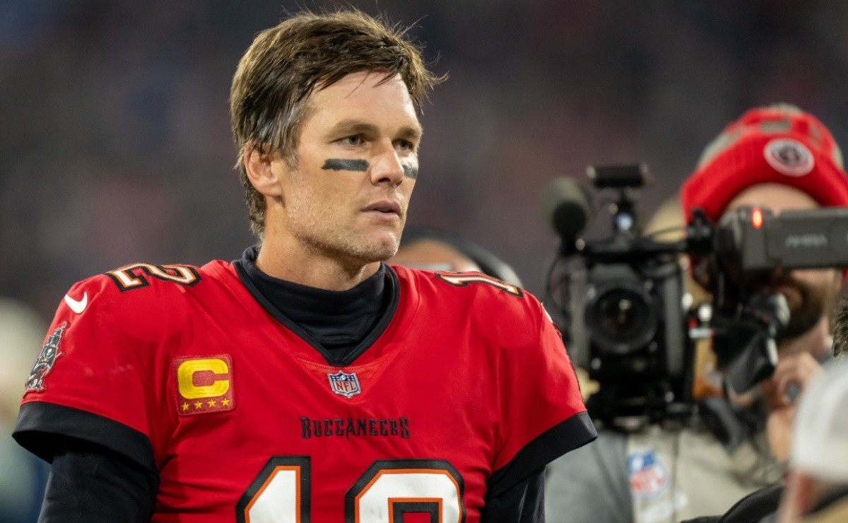 Tom Brady puts pressure on Bucs, saying 'the most embarrassing