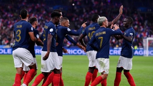 Francia pierde a un jugador a una semana del debut.