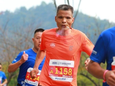 Récords que no: corrió un maratón fumando cigarrillos