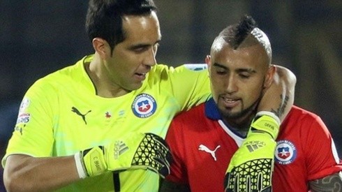 Como en los viejos tiempos, Bravo y Vidal son puro amiguismo en La Roja.