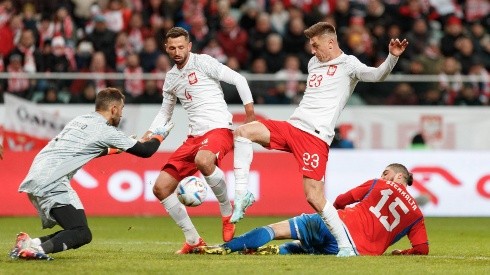 La selección de Polonia en su partido de preparación contra Chile.