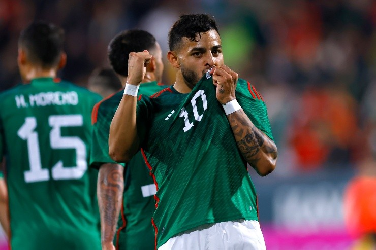 Vega marcó el 1-1 parcial ante Suecia.