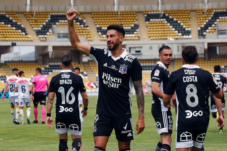 Lucero seguiría en Colo Colo | Foto: Agencia Uno 