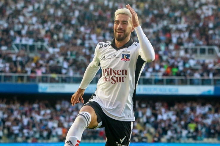 Lucero celebrando ante Betis | Foto: Agencia Uno 