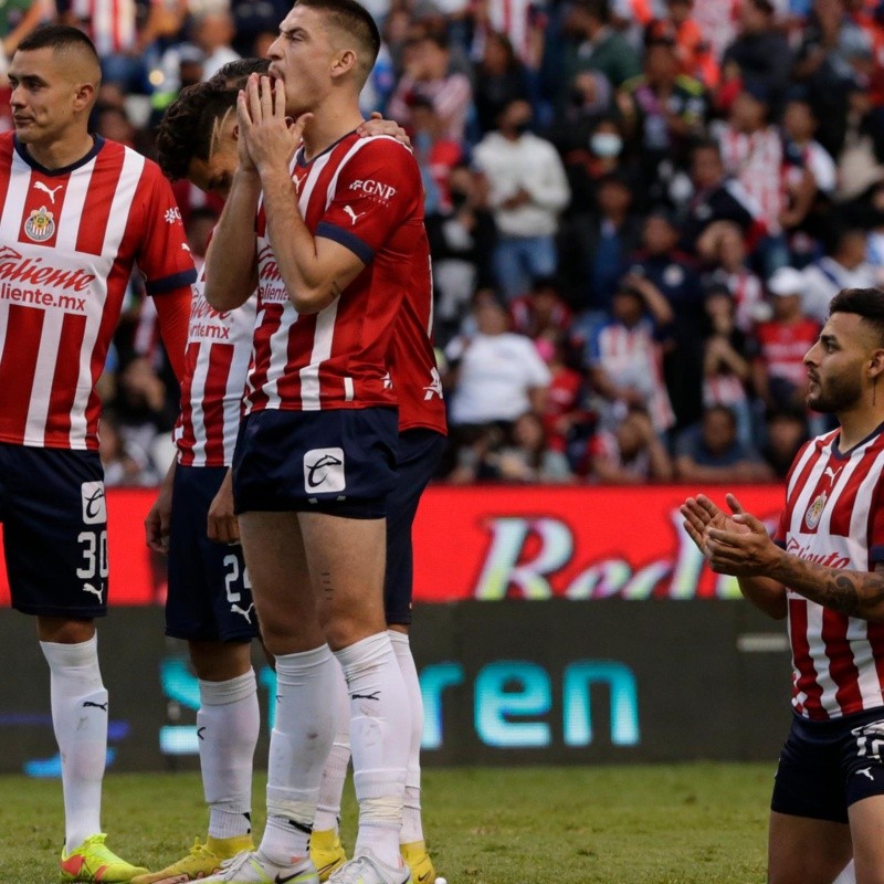 Isaac Conejito Brizuela revela qué jugador de Chivas quiere marcharse para 2023