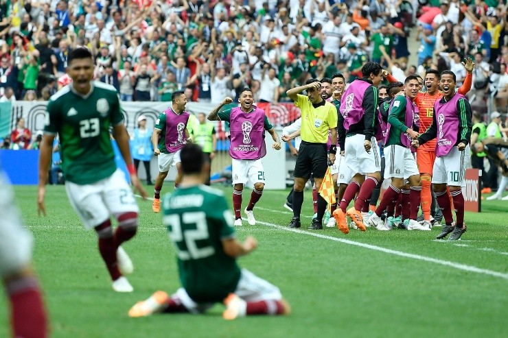 Lozano en festejo de gol ante Alemania. Créditos: Imago7