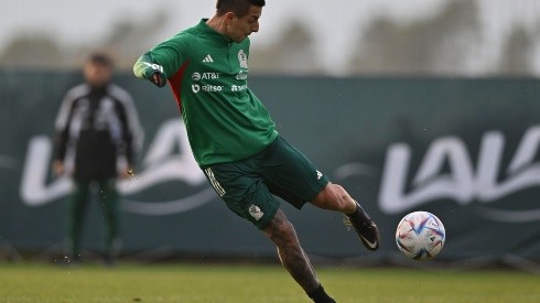 Alvarado en un entrenamiento con la Selección Mexicana.