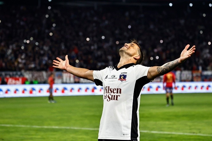 Costa podría estar viviendo sus últimos momentos en Colo Colo | Foto: Agencia Uno 