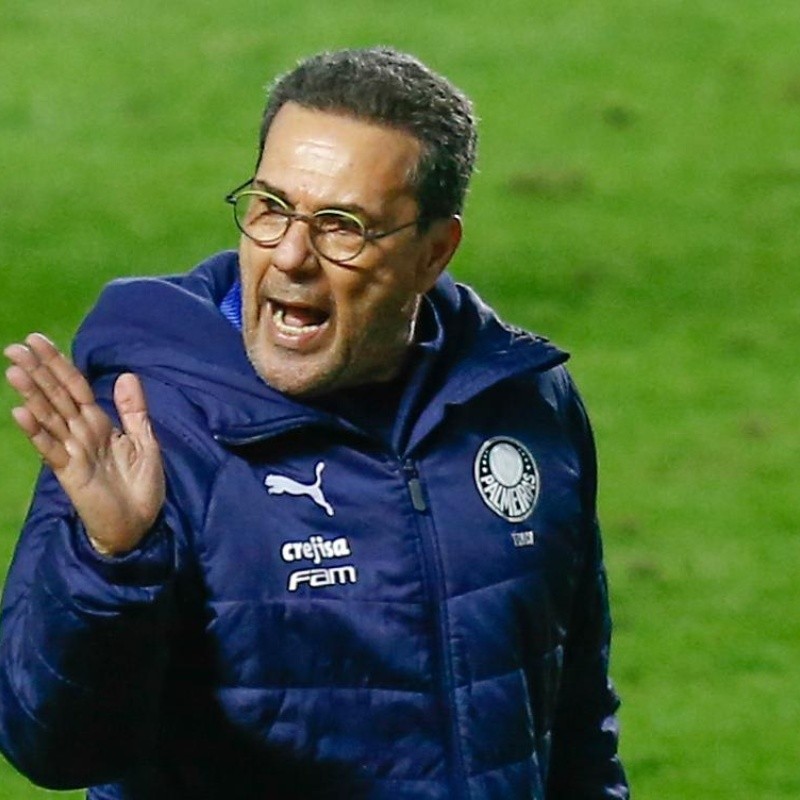 'Braço direito' de Luxemburgo no Palmeiras poderá vestir a camisa de rival em 2023, diz André Hernan