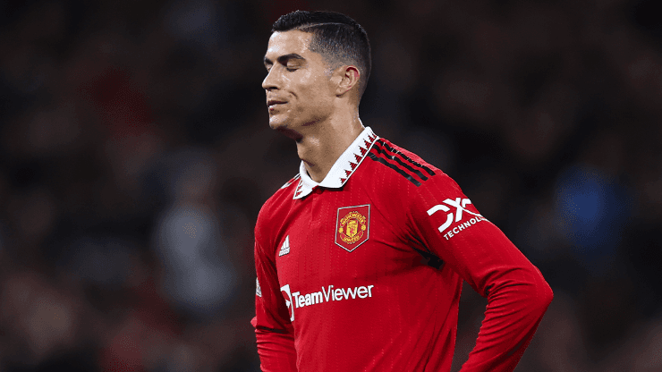 Manchester United anunció la rescisión del contrato de Cristiano Ronaldo