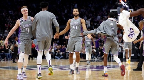 Kevin Huerter y Trey Lyles en Sacramento Kings