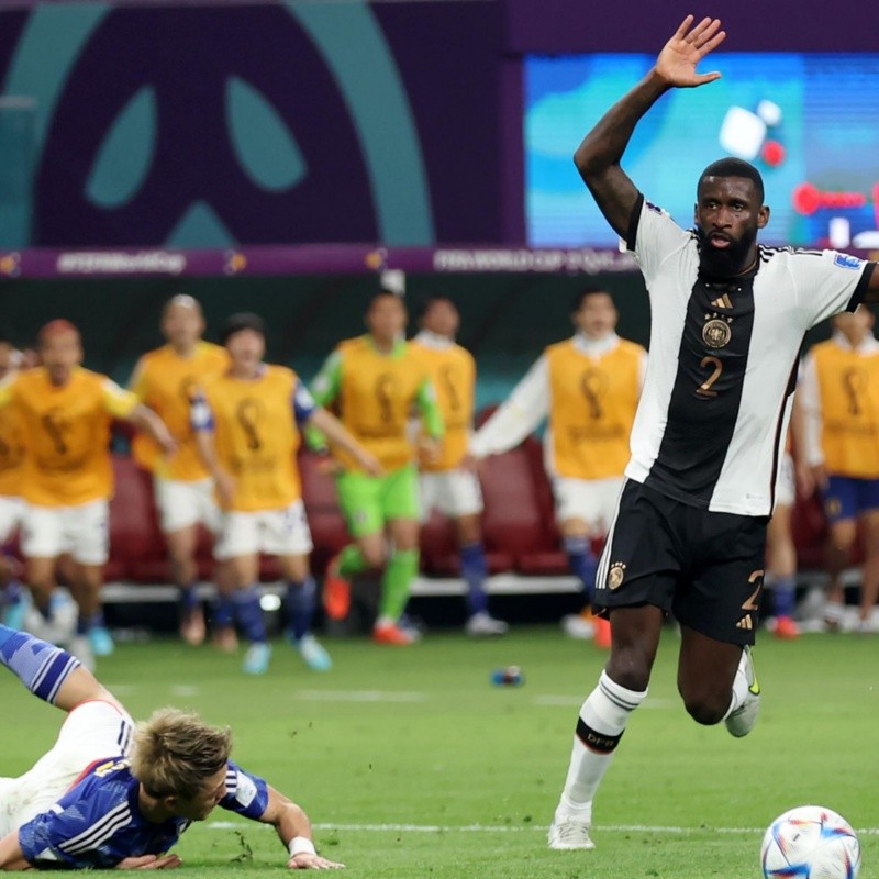 VIDEO | La extraña jugada de Rüdiger antes de la catástrofe ante Japón