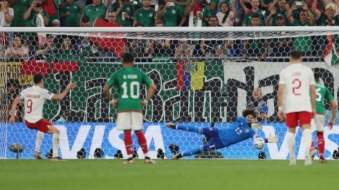 El argentino que le dio vida a la Selección: Ochoa reconoció quien lo preparó para el penal de Lewandowski