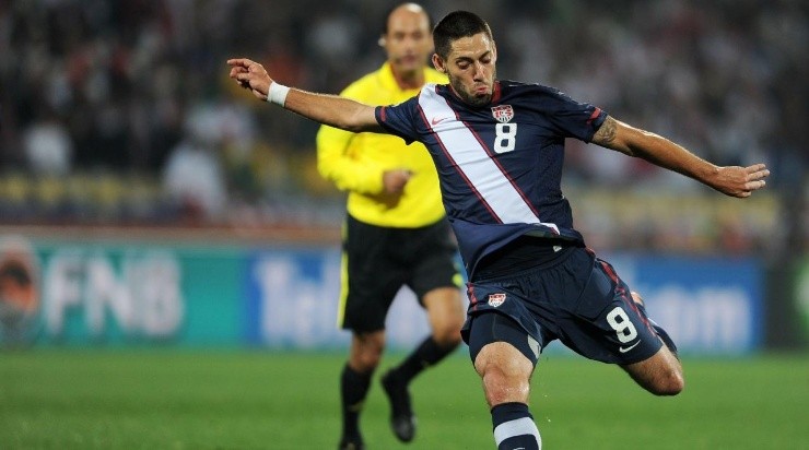 Clint Dempsey against England (Getty Images)