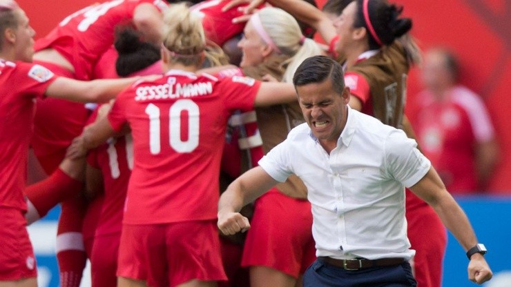 John Herdman: de revolucionar el fútbol femenino de Canadá a meter al masculino en Qatar