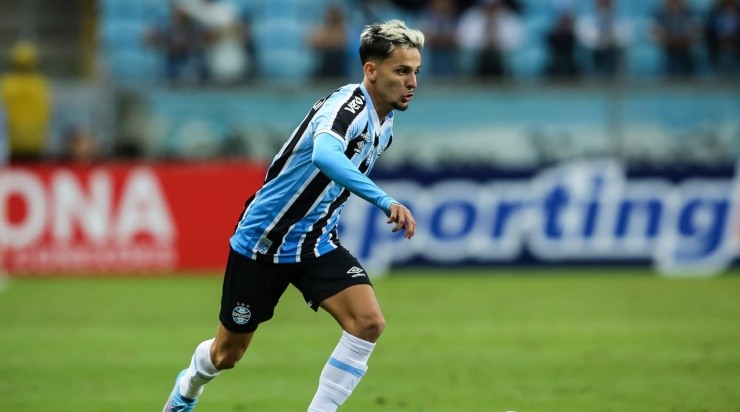Pedro H. Tesch/AGIF - Gabriel Teixeira no Grêmio.