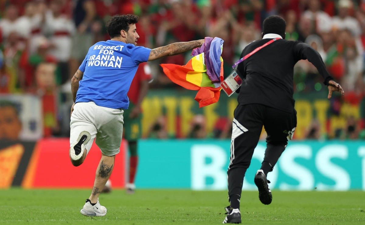 Hincha interrumpió el Portugal vs. Uruguay