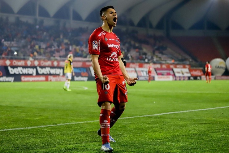 Alexander Aravena vuelve a la UC | Foto: Agencia Uno 