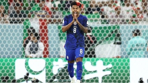 Weston McKennie celebrando gol ante Irán en Qatar 2022