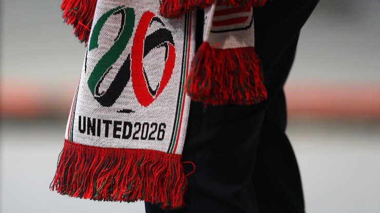 Una bufanda alusiva a la Copa del Mundo 2026.