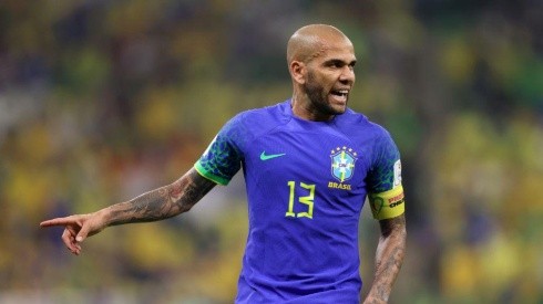 Julian Finney/Getty Images/ "A Fifa vai pagar cerca de..."; São Paulo se anima com 'bolada' que irá receber por Daniel Alves.
