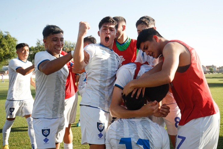Huachipato es campeón del campeonato de proyección | Foto: Huachipato Twitter 