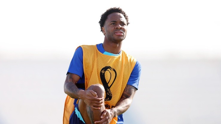 Sterling regresó sorpresivamente a Inglaterra.