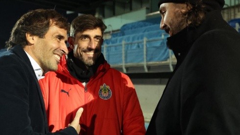 Raúl compartió en el entrenamiento con el técnico Paunović y el presidente Amaury Vergara