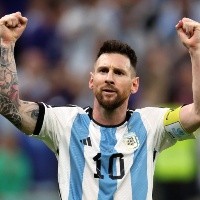 Lionel Messi takes a shot at Louis van Gaal after Argentina beat Netherlands