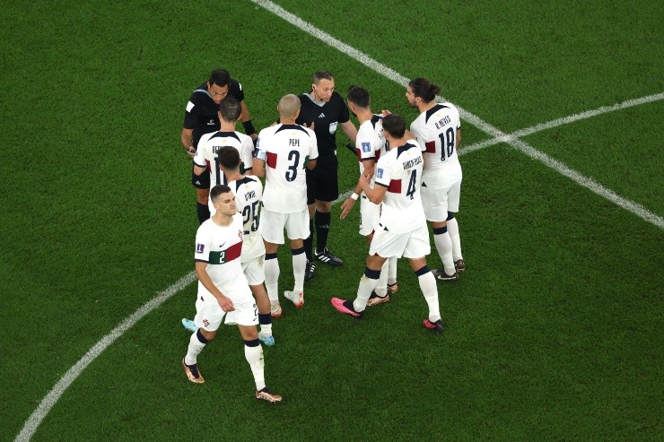 Portugal le cae duro al árbitro argentino | Foto: Getty Images 