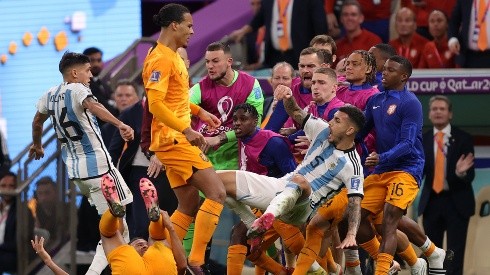 Increíble: la insólita agresión que recibió Nahuel Molina durante el partido con Países Bajos