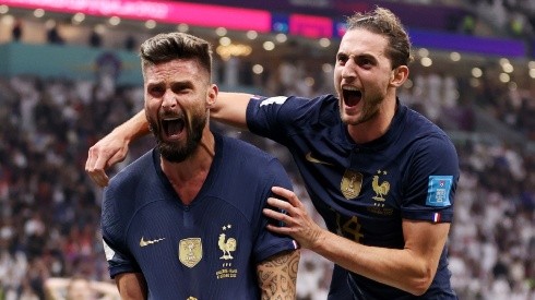 Olivier Giroud (left), Adrien Rabiot (right) - France's national team - Qatar 2022