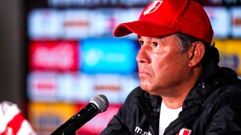 Reynoso determinante sobre que Perú juegue las Eliminatorias en Arequipa