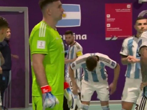 VIDEO | "Me van a tener que matar": la frase del Dibu Martínez a los jugadores de Argentina en el entretiempo