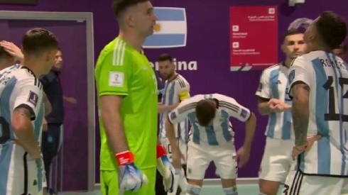 VIDEO | "Me van a tener que matar": la frase del Dibu Martínez a los jugadores de Argentina en el entretiempo