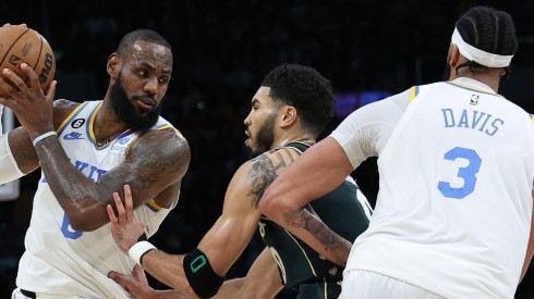 LeBron James, Jayson Tatum y Anthony Davis.