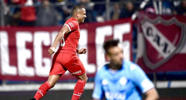 Lendro Benegas Independiente Colo Colo