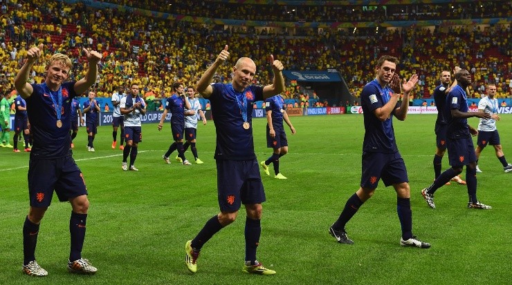Foto: Buda Mendes/Getty Images - Robben e Van Persie conduziram a seleção neerlandesa ao terceiro lugar em 2014.