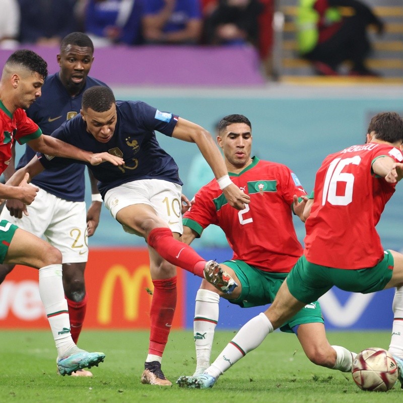 De las mejores escenas de Qatar 2022: el fraternal abrazo de Mbappé y Hakimi